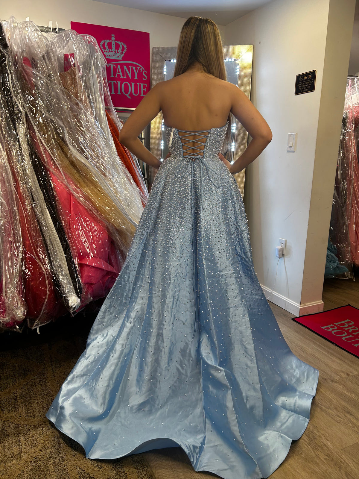 Ava Presley Dress #AV835224
