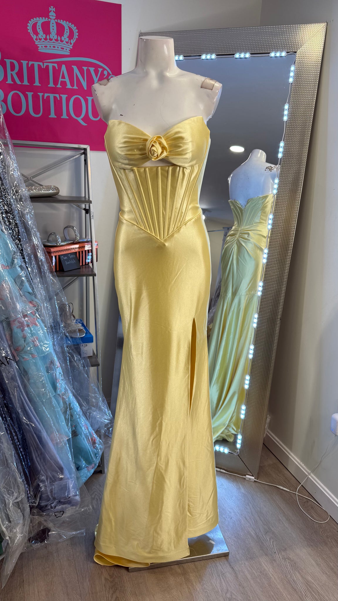 Ava Presley Dress #AV9116