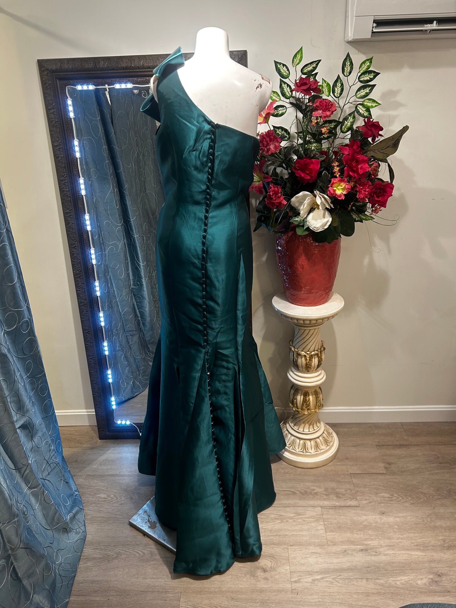 Cameron Blake Dress #BC72198