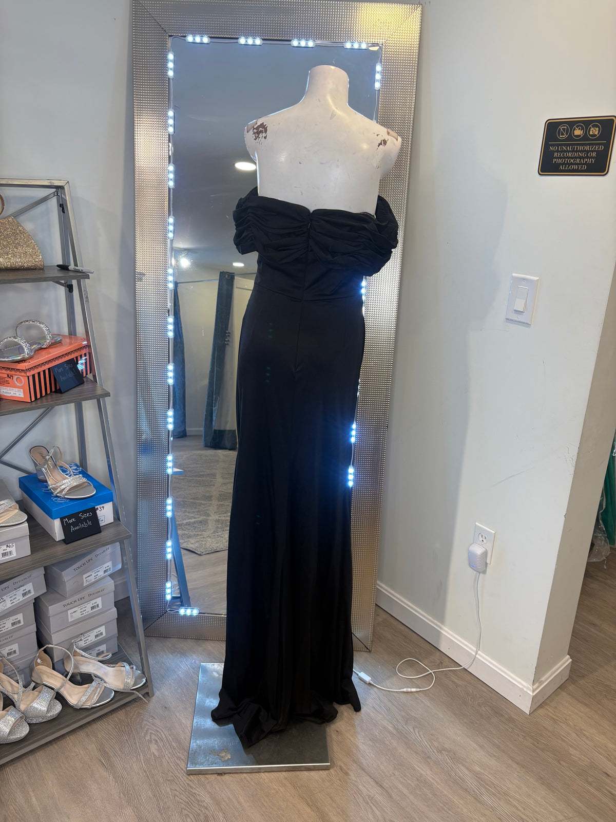 Ava Presley Dress size 8