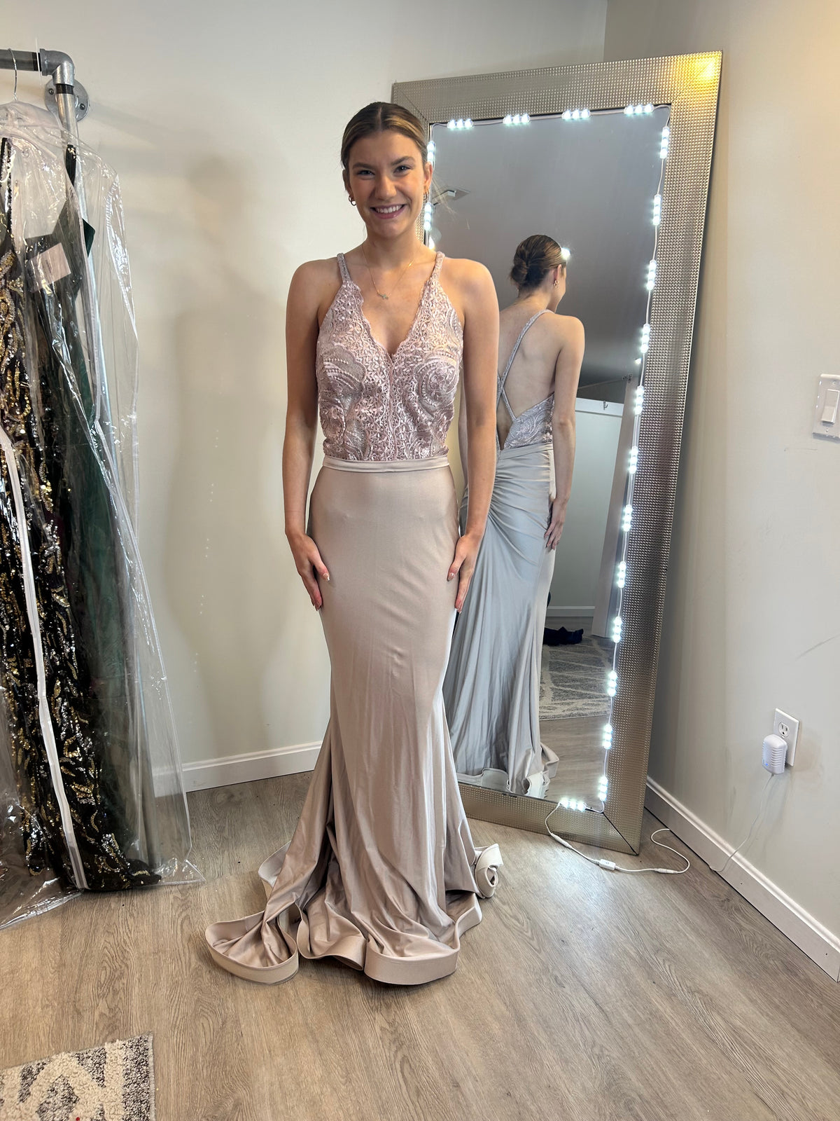 Jessica Angel Gown Blush size S