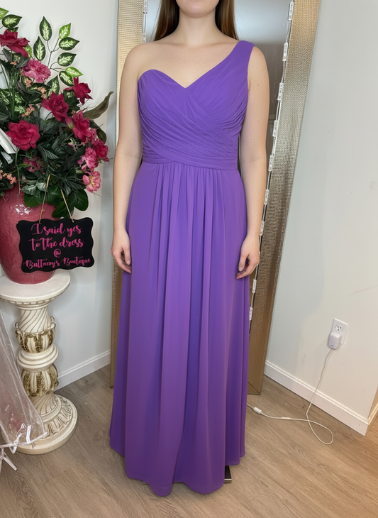 Mary’s Dress size 20 #M0336